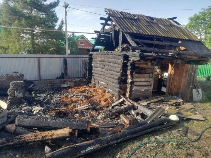 Пожар в микрорайоне Верхний Нурлат произошел из-за курения