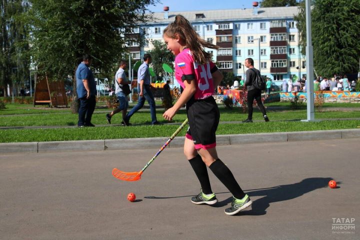 В казанском лицее №121 открыли обновлённую хоккейную площадку при поддержке депутата Петра Королёва