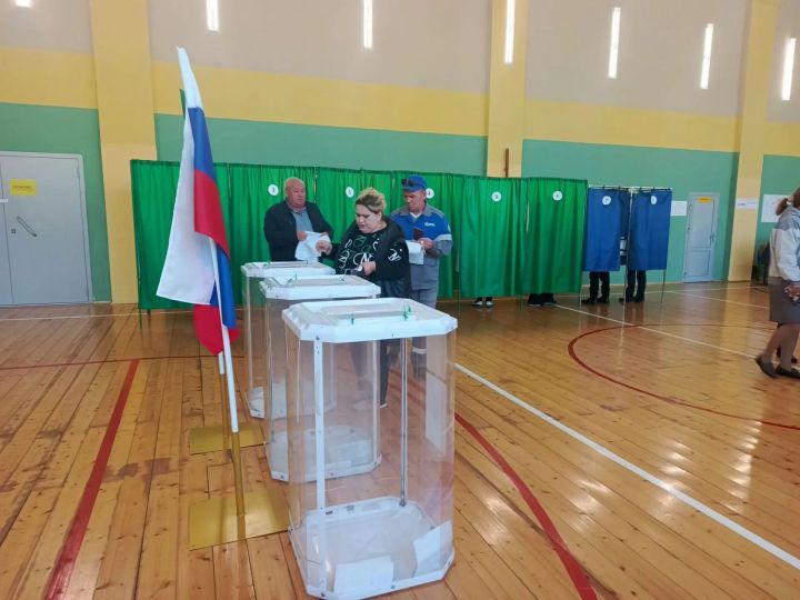 В Нурлатском районе открылись 56 участков для трехдневного голосования на выборах в Госдуму