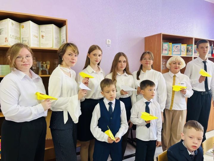 В школах Нурлатского района прошла акция «Самолётик будущего»