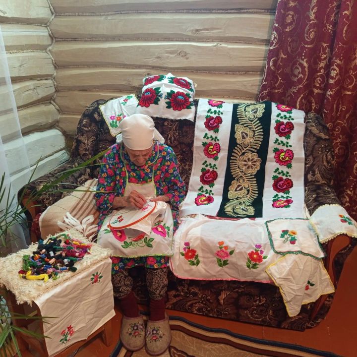 Рукодельницы из Нурлата превращают быт в искусство