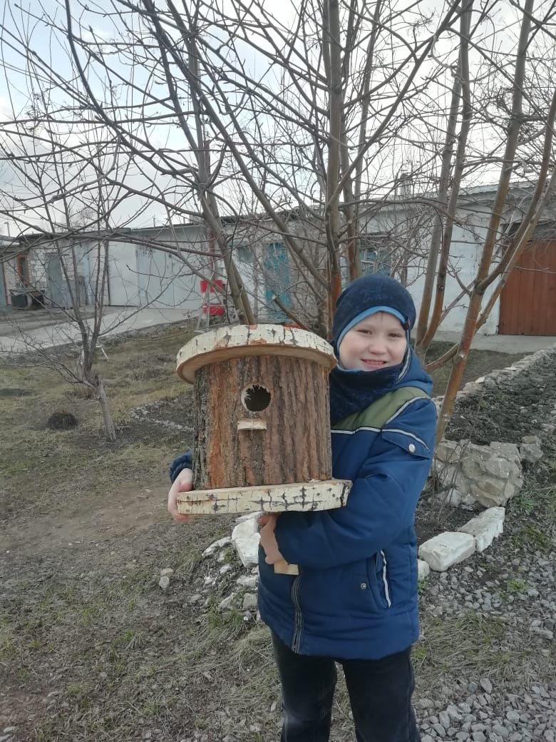 Фото детей со скворечниками