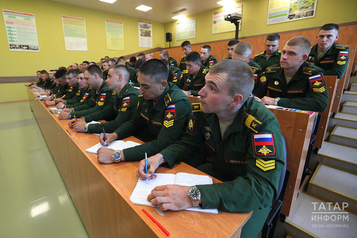 Поступление в высшее военное училище — это отличная возможность и верный шаг в будущее