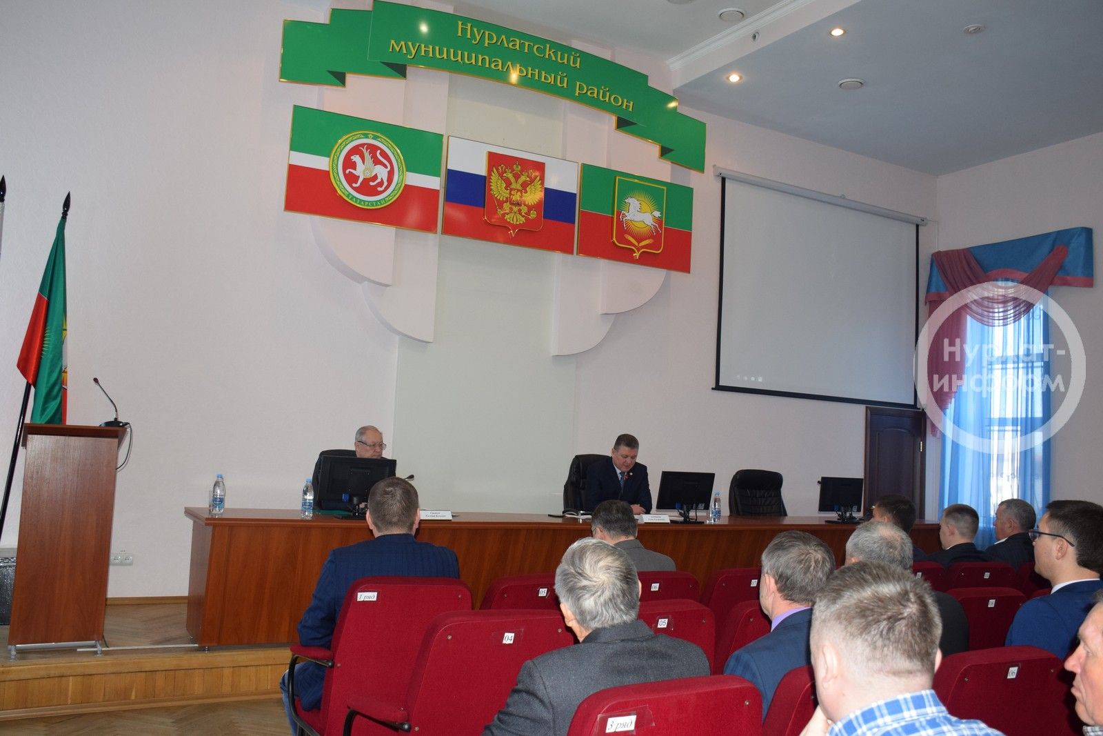 Депутаты Совета города Нурлат Нурлатского муниципального района приняли участие в сессии