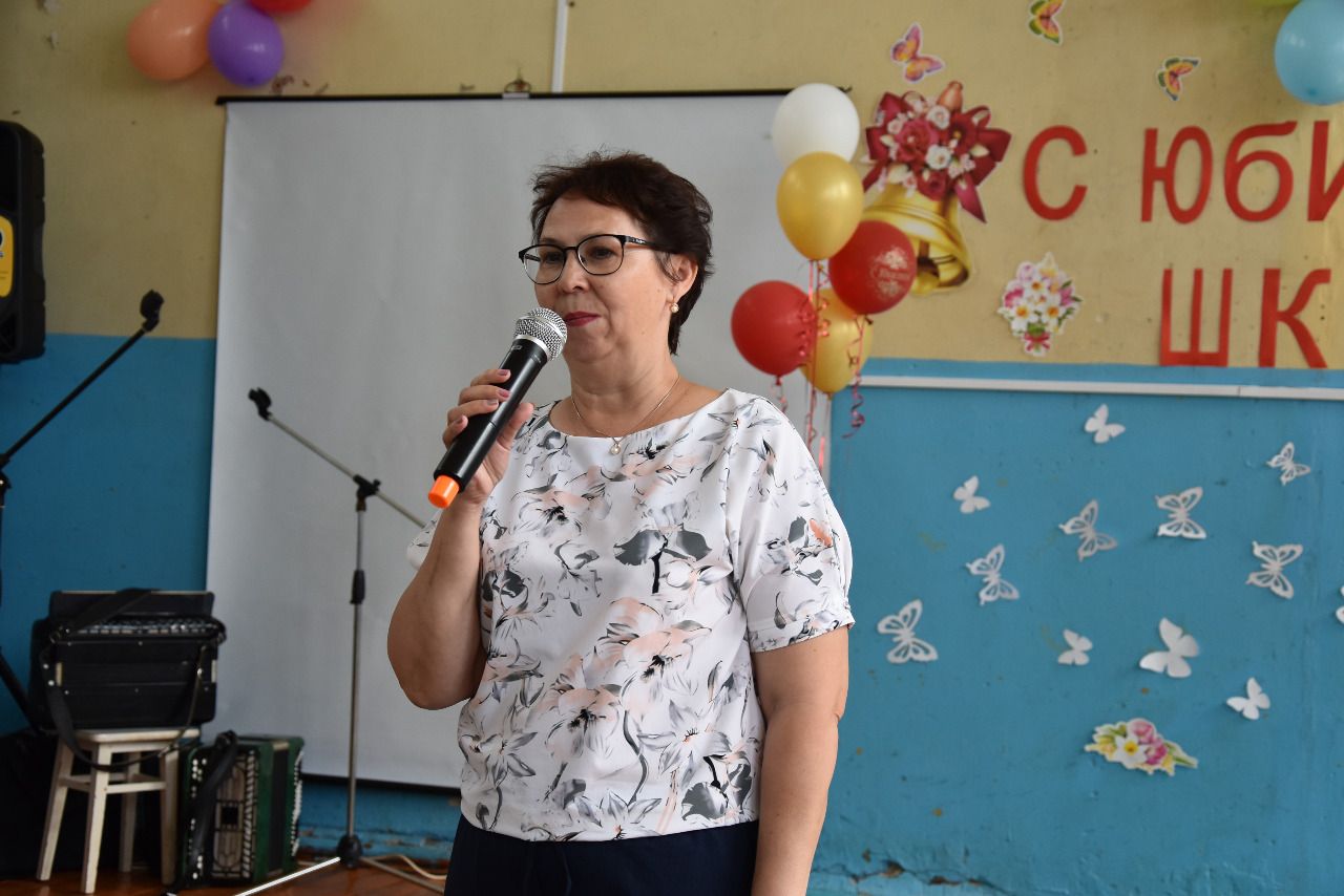 Новоальметьевская школа Нурлатского района отмечает золотой юбилей