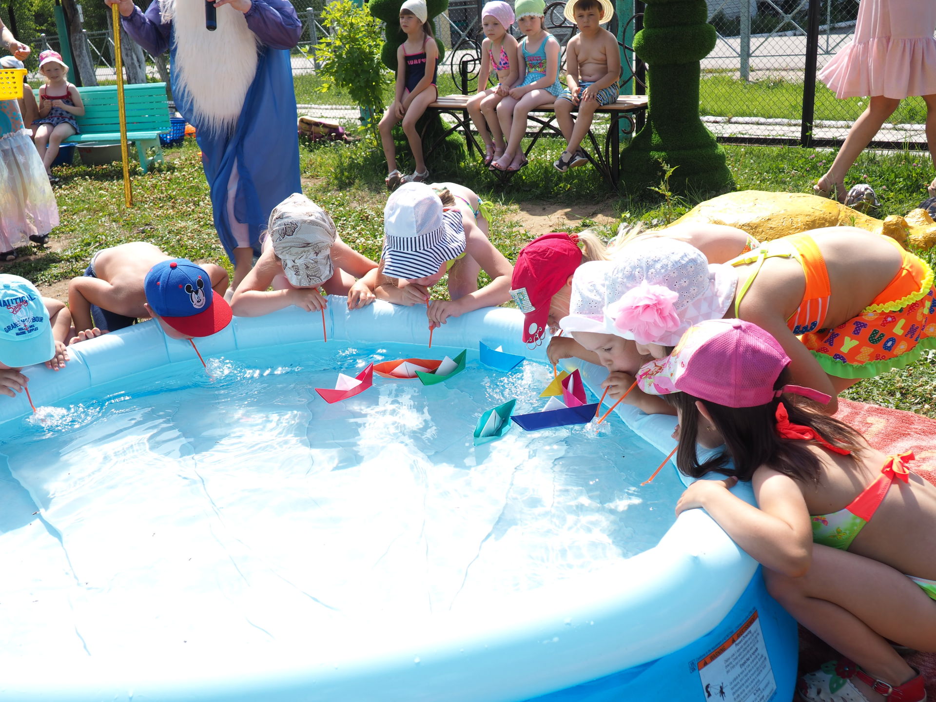 День воды мероприятия в детском саду. День Нептуна в детском саду. Детский праздник день Нептуна. Нептун в детском саду. Праздник воды в детском саду.