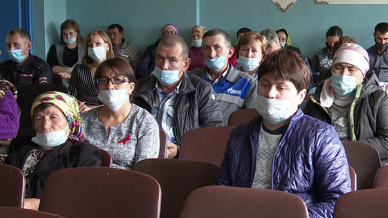 Сход жителей села. Сход граждан в сельском поселении. Сходы и собрания граждан. Староальметьевское сельское поселение Нурлатского района. Сход граждан в масках.