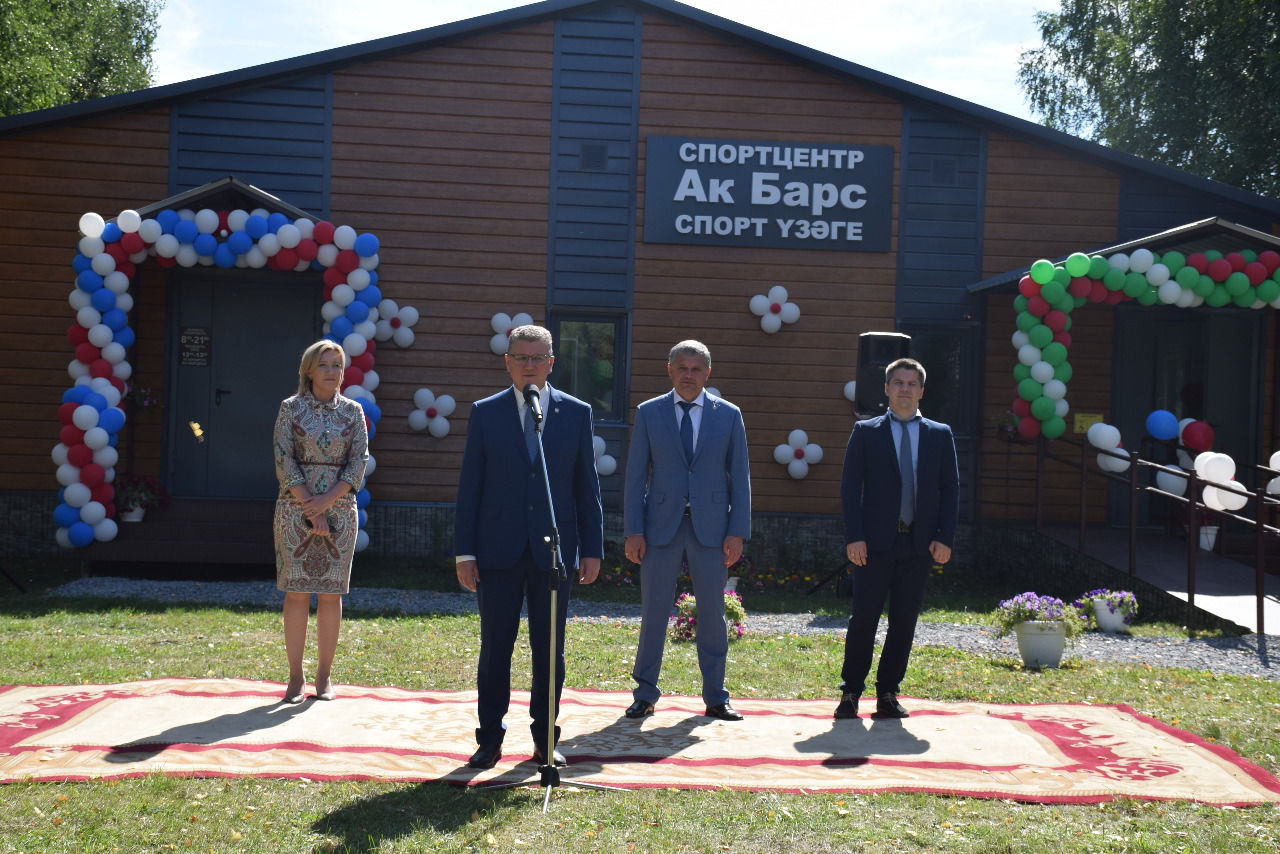 В Нурлате по республиканской программе открылся спортивный центр «Ак барс»