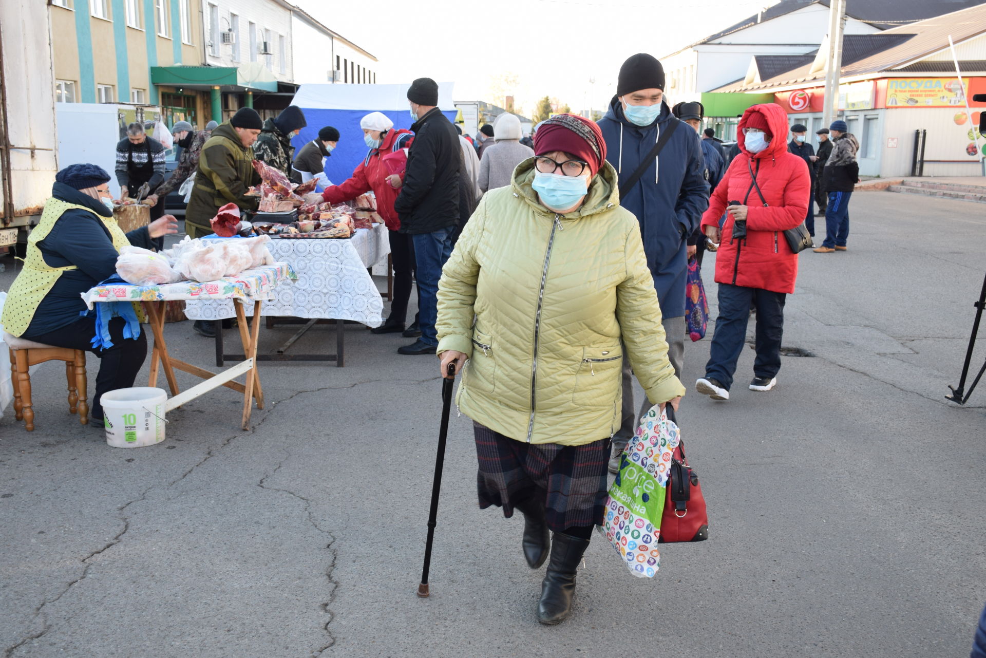 Широкий ассортимент сезонной продукции представили на сельскохозяйственной ярмарке в Нурлате