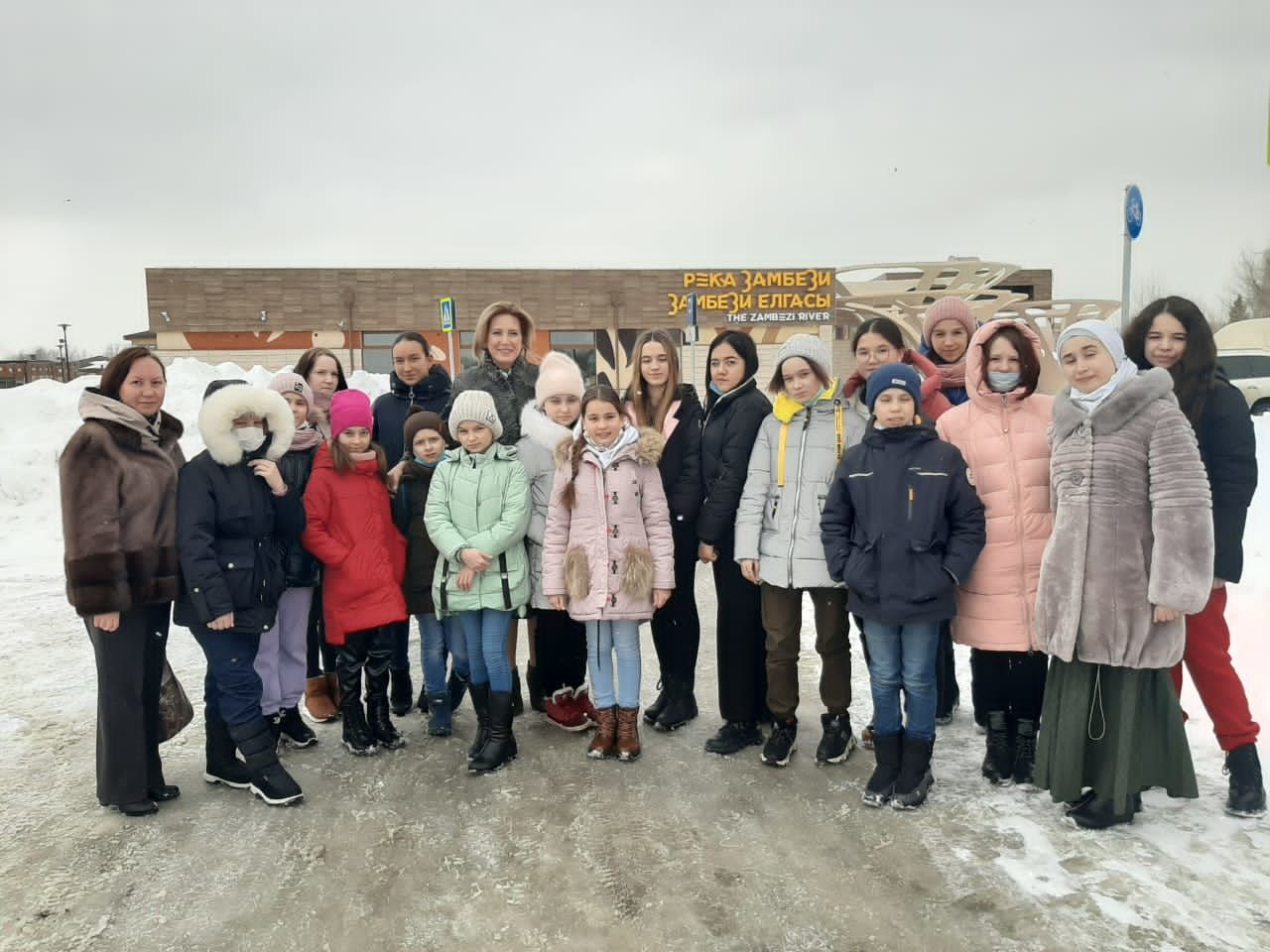 Нурлатским школьникам показали закулисье театра «Экият»