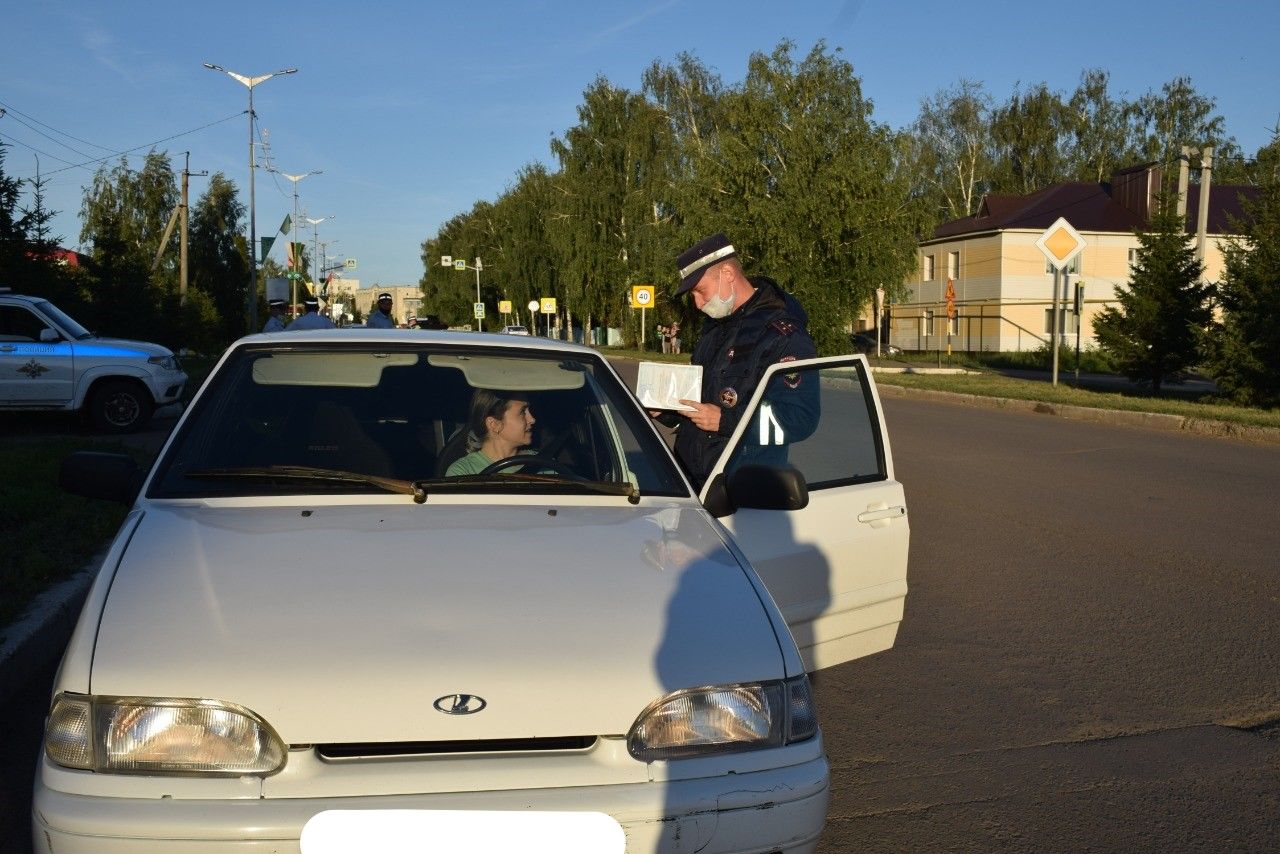 Нурлатские автоинспекторы провели совместный рейд с сотрудниками ГАИ из Казани