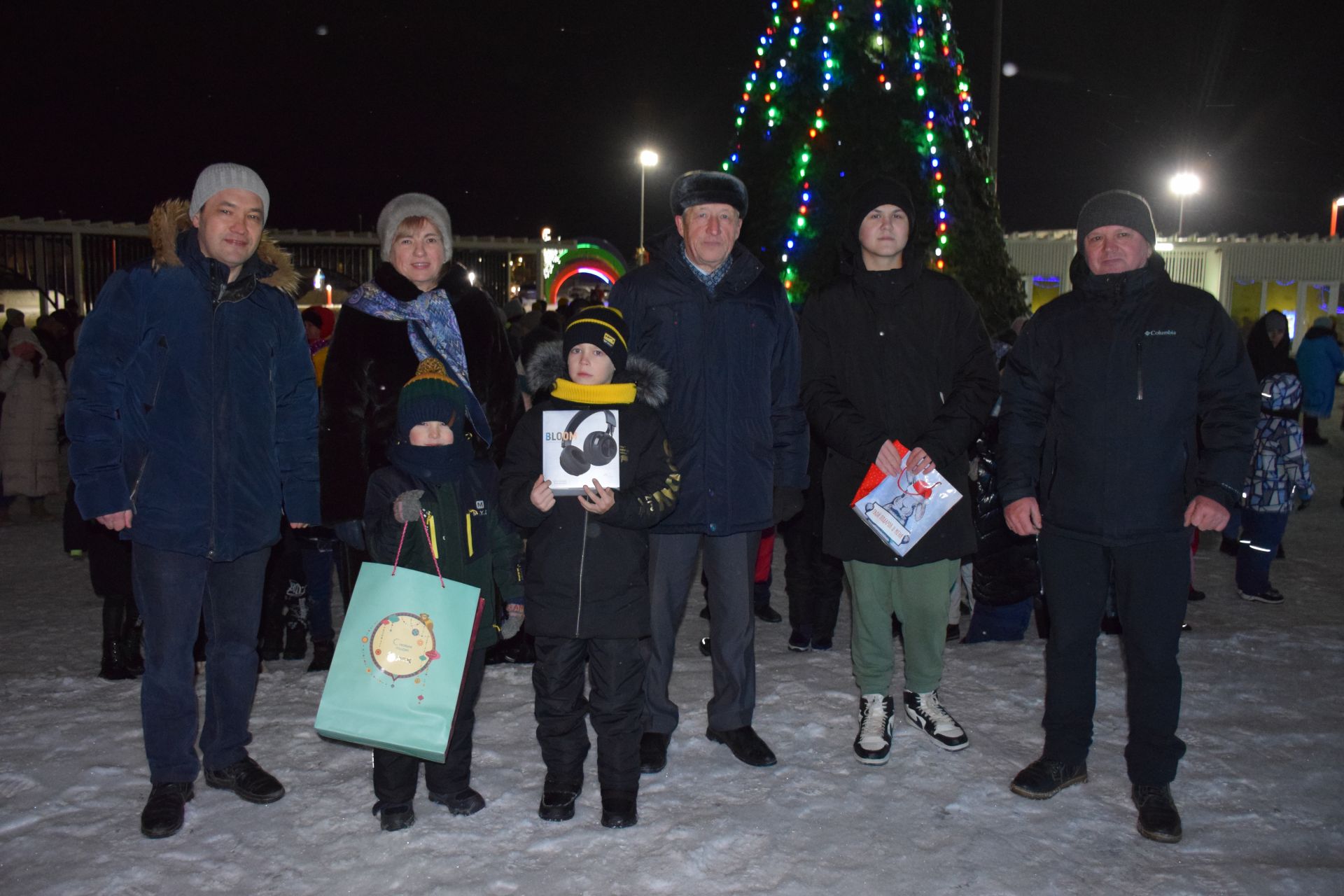 В парке «Спортивный» официально открылась Елка