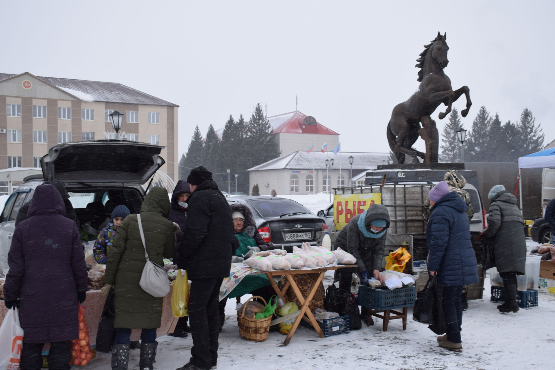 В Нурлате прошли предпраздничные ярмарки