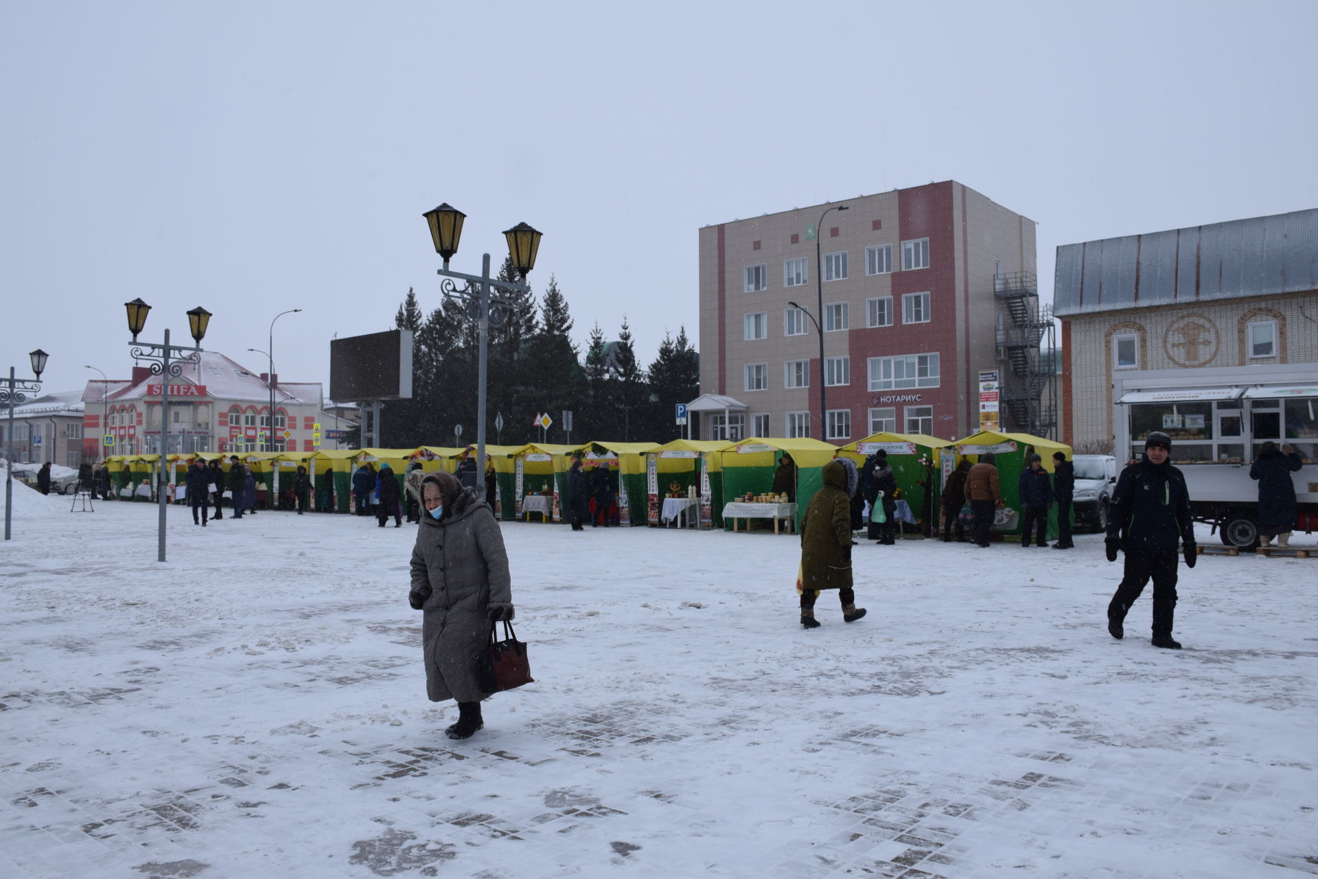 В Нурлате прошли предпраздничные ярмарки