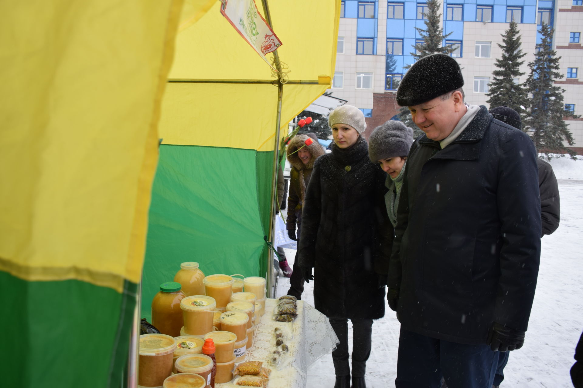 В Нурлате прошли предпраздничные ярмарки