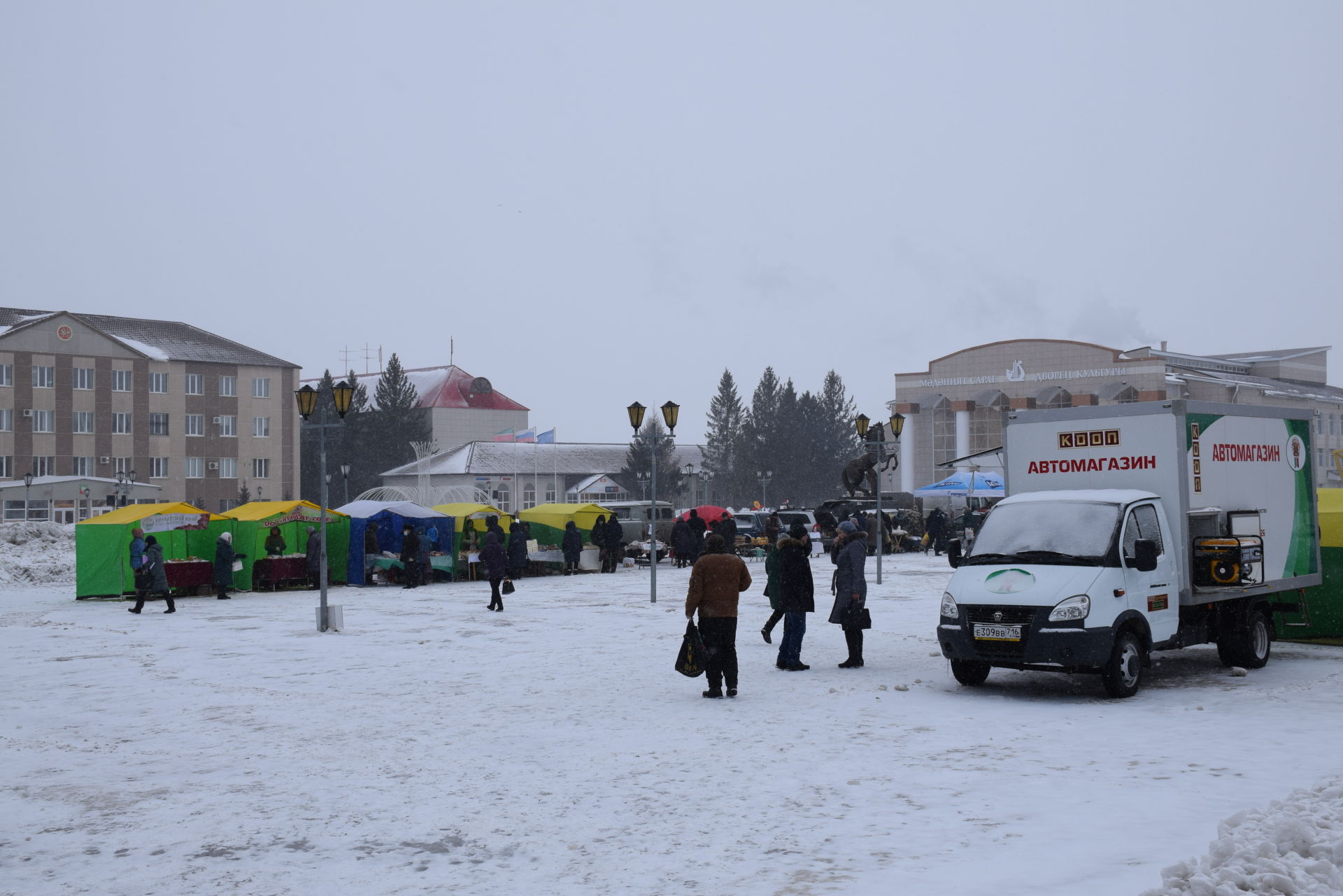 В Нурлате прошли предпраздничные ярмарки