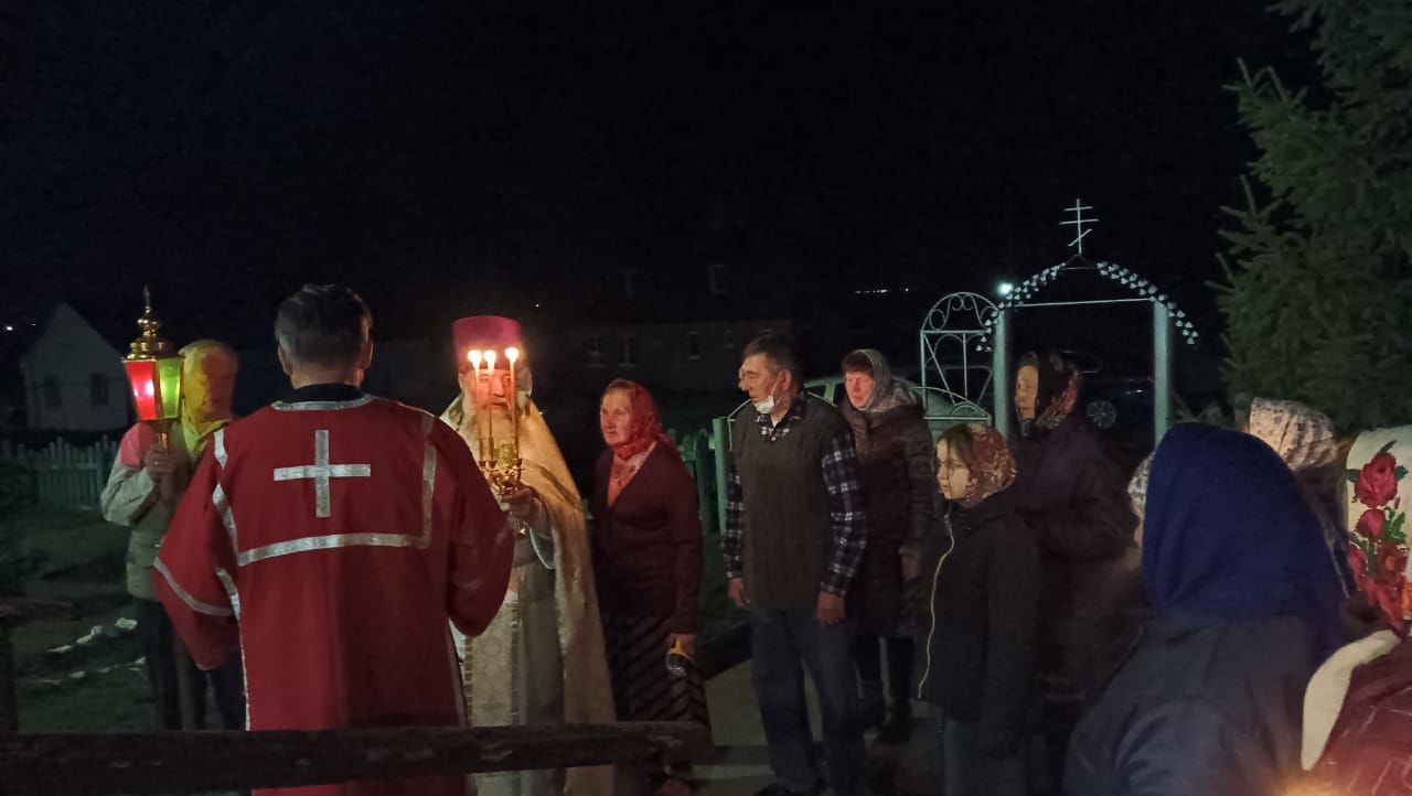 В храмах Нурлатского благочиния прошли пасхальные богослужения