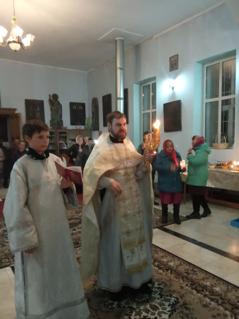 В храмах Нурлатского благочиния прошли пасхальные богослужения