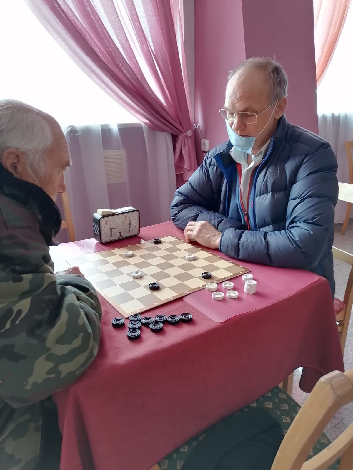 В шахматно-шашечном клубе Нурлата провели турниры, посвященные Дню Победы