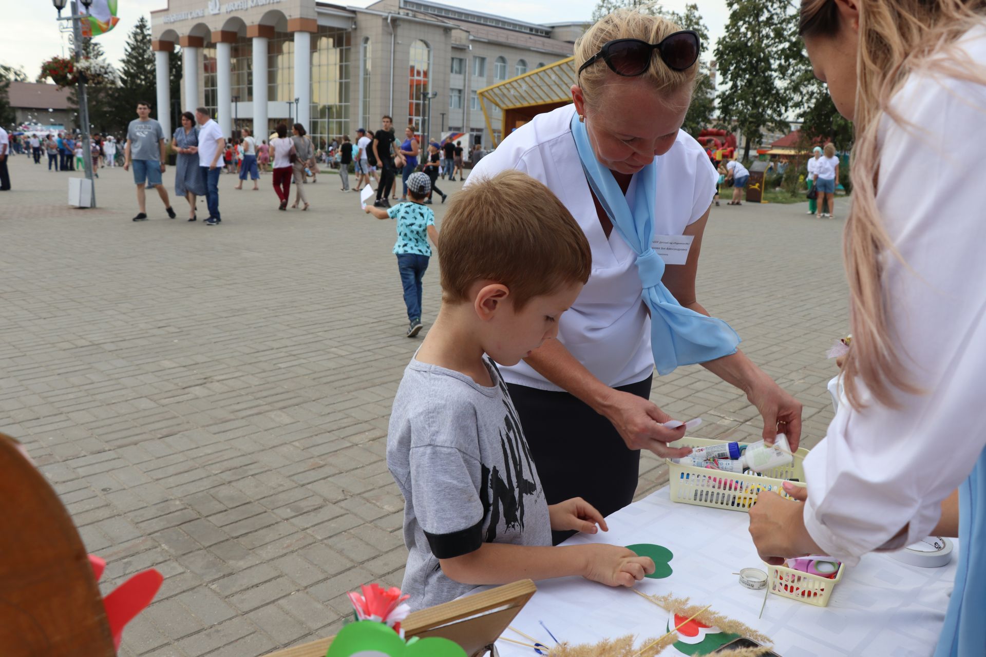 В Нурлате с размахом отметили День республики и День города