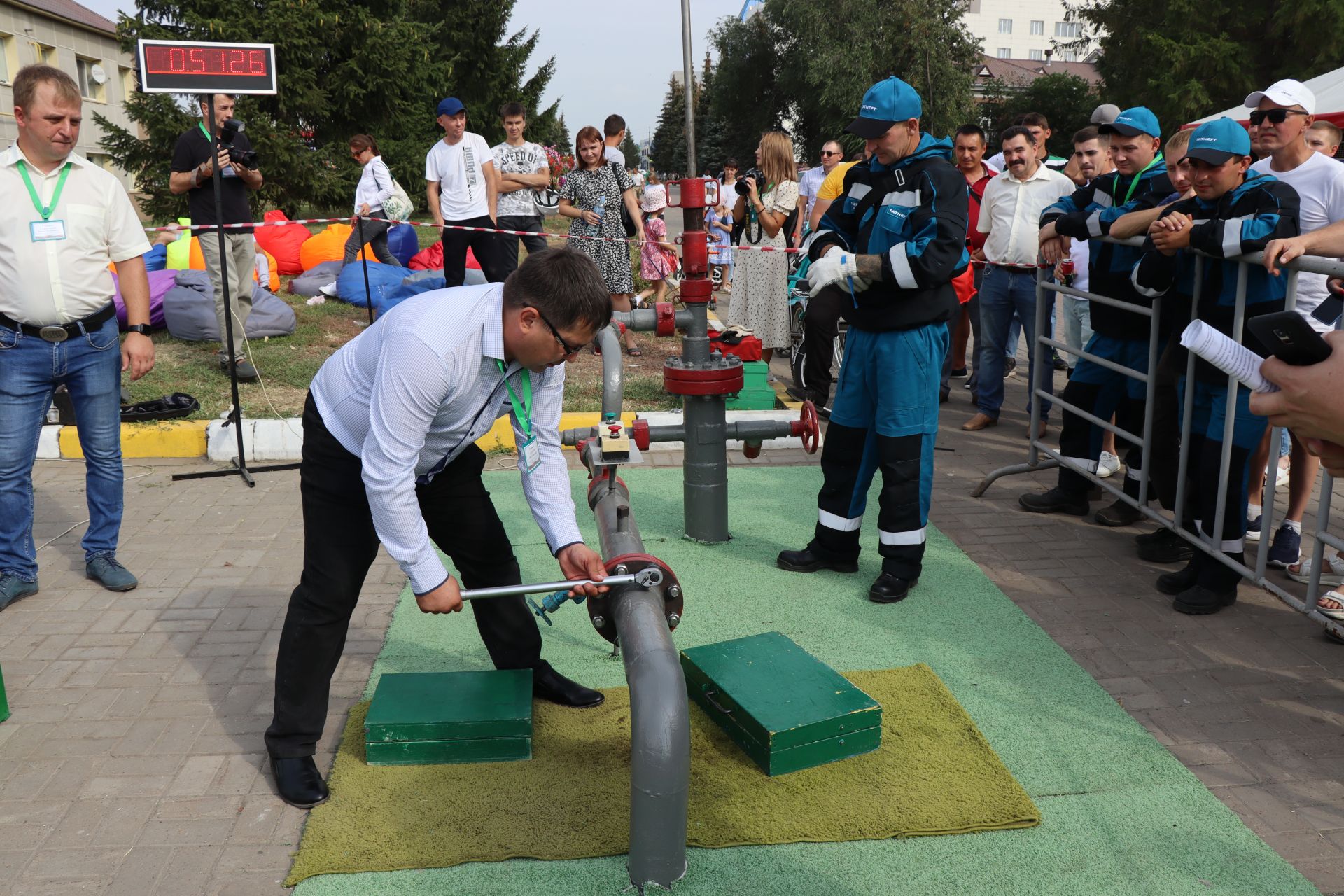 Алмаз Ахметшин принял участие в профессиональном празднике нефтедобытчиков