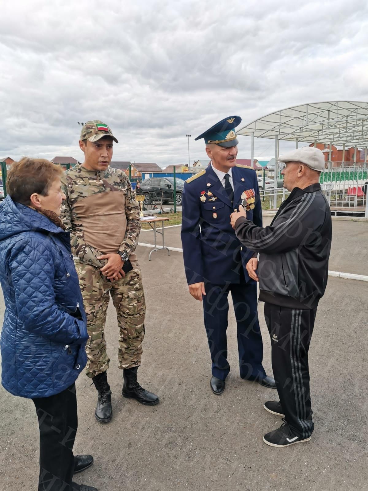 Соцкоординаторы Нурлатского филиала Фонда «Защитники Отечества» привлекают участников СВО к военно-патриотической работе с молодежью.