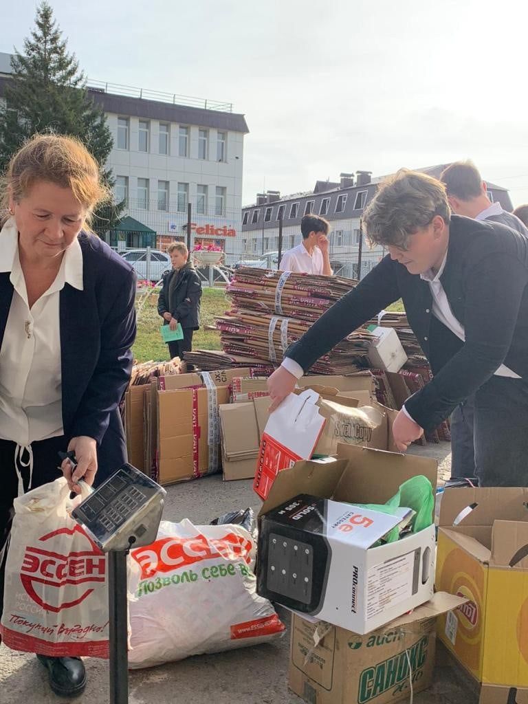 В первой школе Нурлата прошла экологическая акция по сбору макулатуры