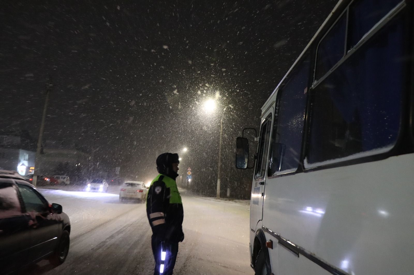 Нурлатские автоинспекторы регулярно проводят проверки пассажирского транспорта