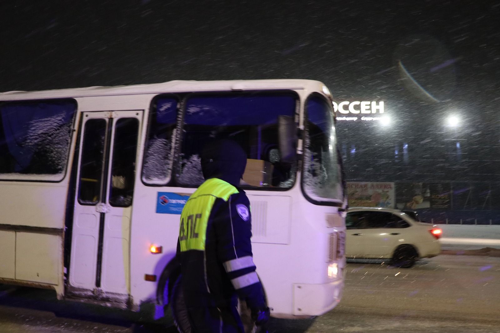 Нурлатские автоинспекторы регулярно проводят проверки пассажирского транспорта