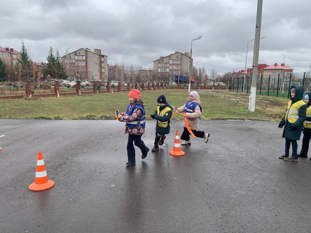 В Нурлате прошла «Осенняя ярмарка безопасности»