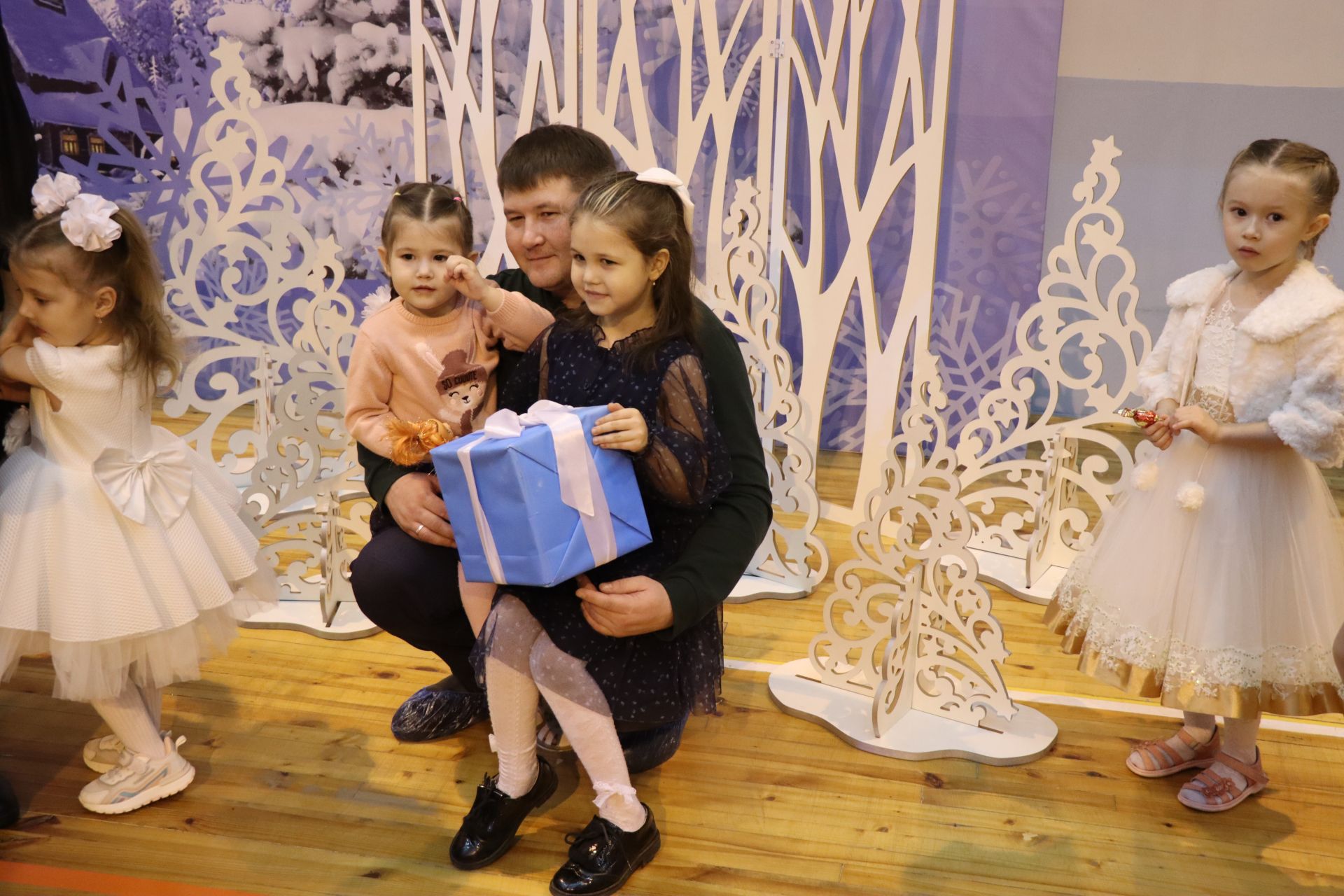В НГДУ «Нурлатнефть» прошел семейный новогодний праздник