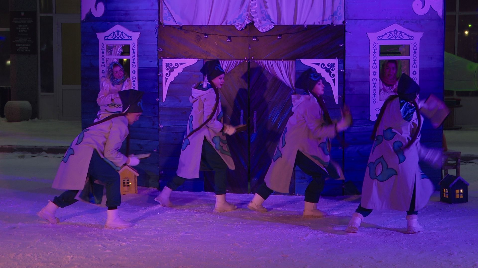 В Нурлате показали уличный спектакль «Абикины сказки»