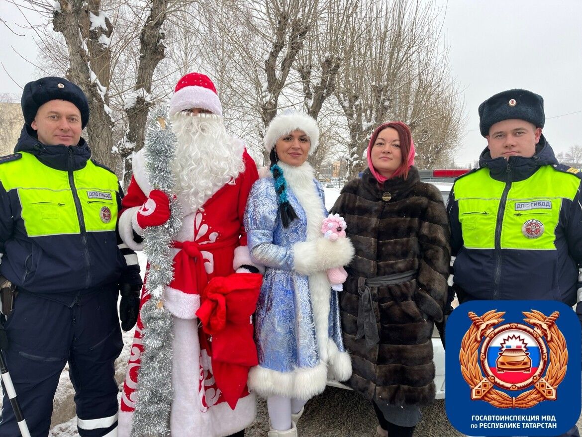 Добросовестные водители Татарстана в новогоднюю ночь получат поздравления от автоинспекторов
