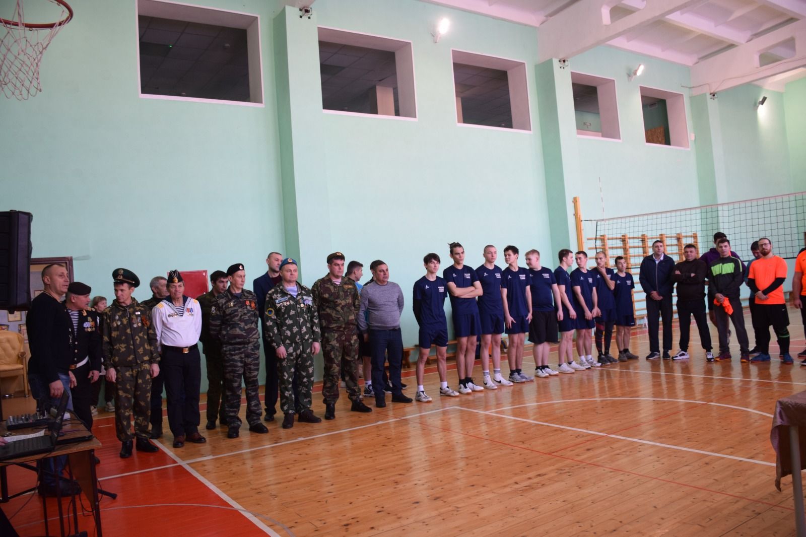 В Нурлатском аграрном техникуме прошел турнир по волейболу, посвященный Дню Героев Отечества