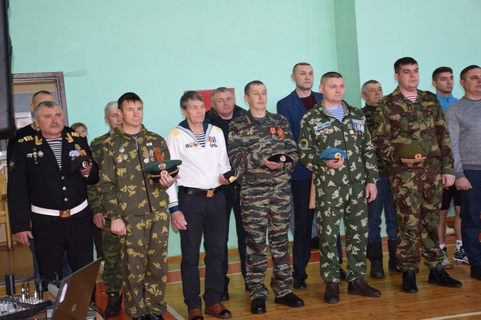 В Нурлатском аграрном техникуме прошел турнир по волейболу, посвященный Дню Героев Отечества