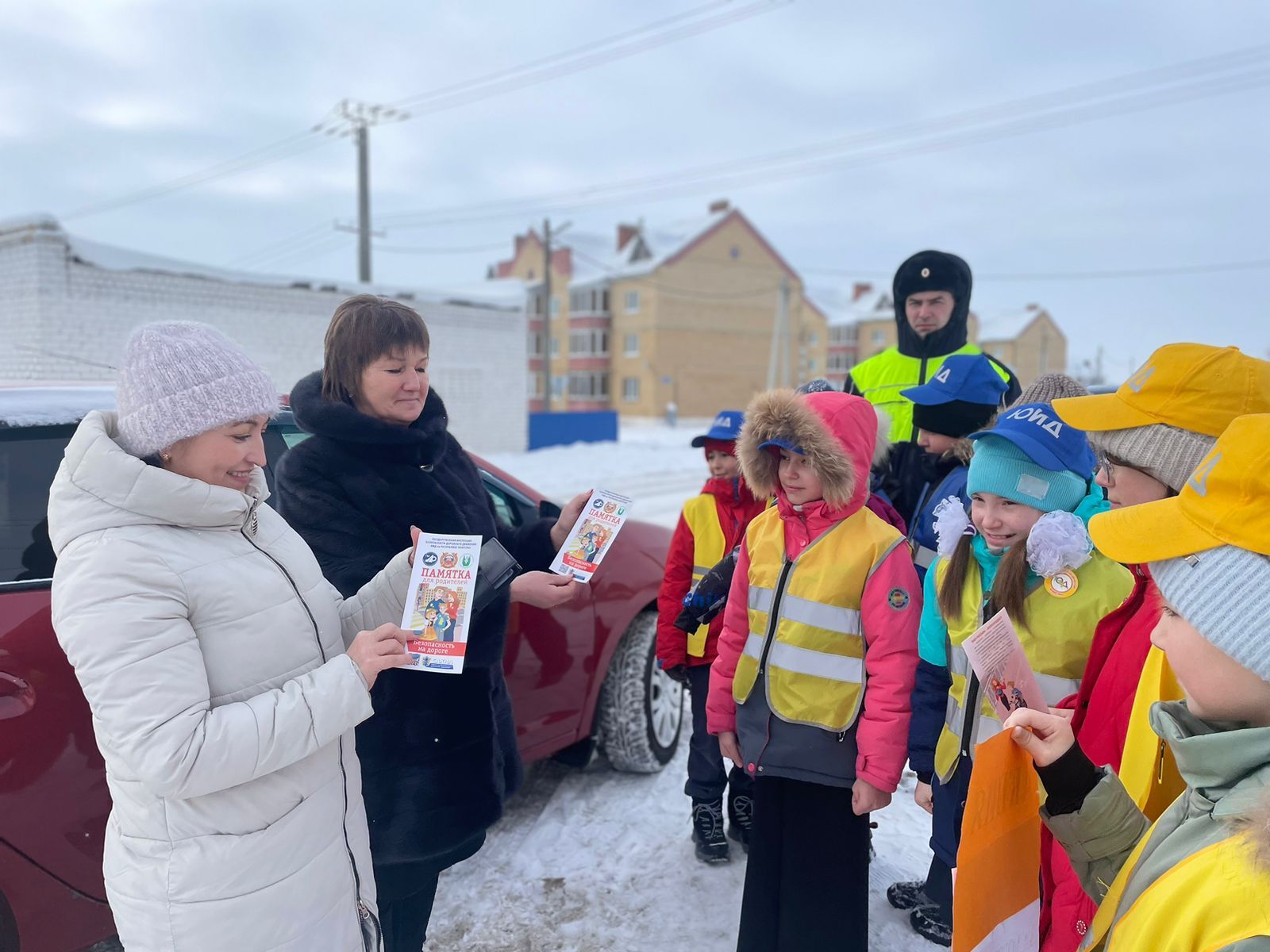 В Нурлате прошла акция «Будь заметнее! Засветись!»