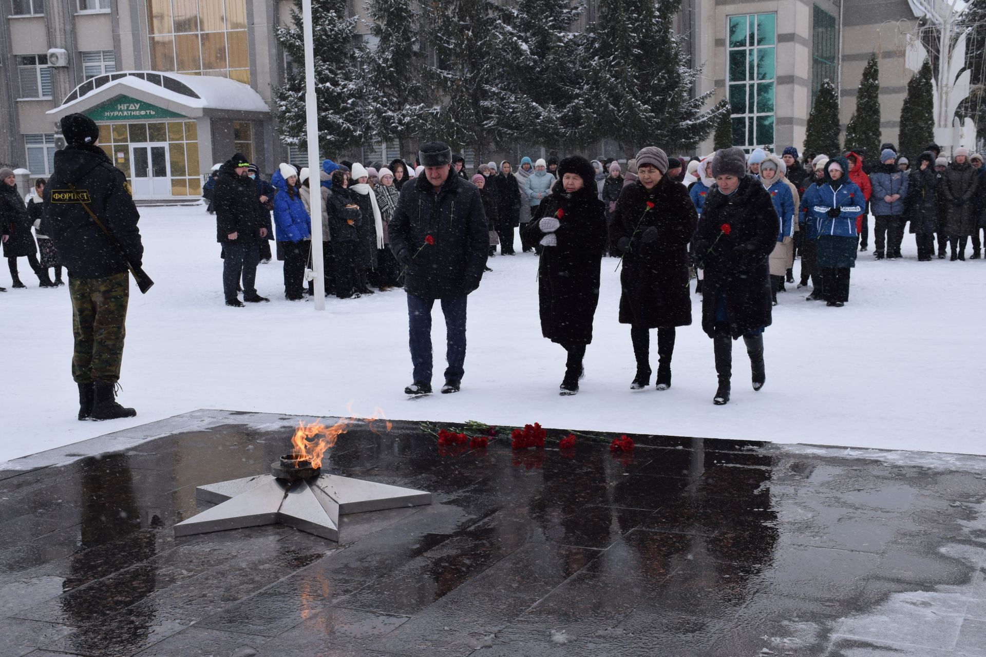 В Нурлате прошел торжественный митинг в честь Дня защитника Отечества