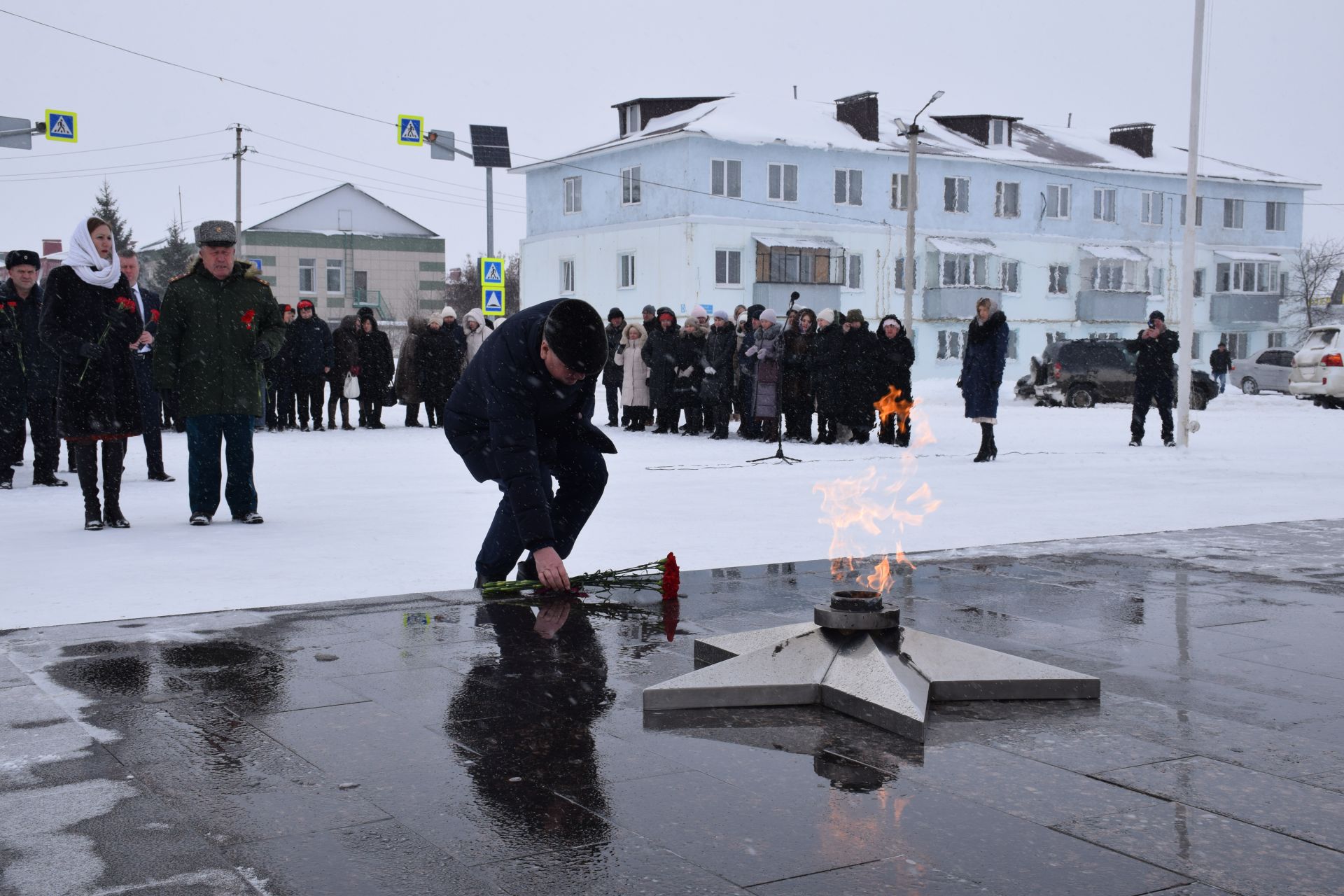 В Нурлате прошел торжественный митинг в честь Дня защитника Отечества