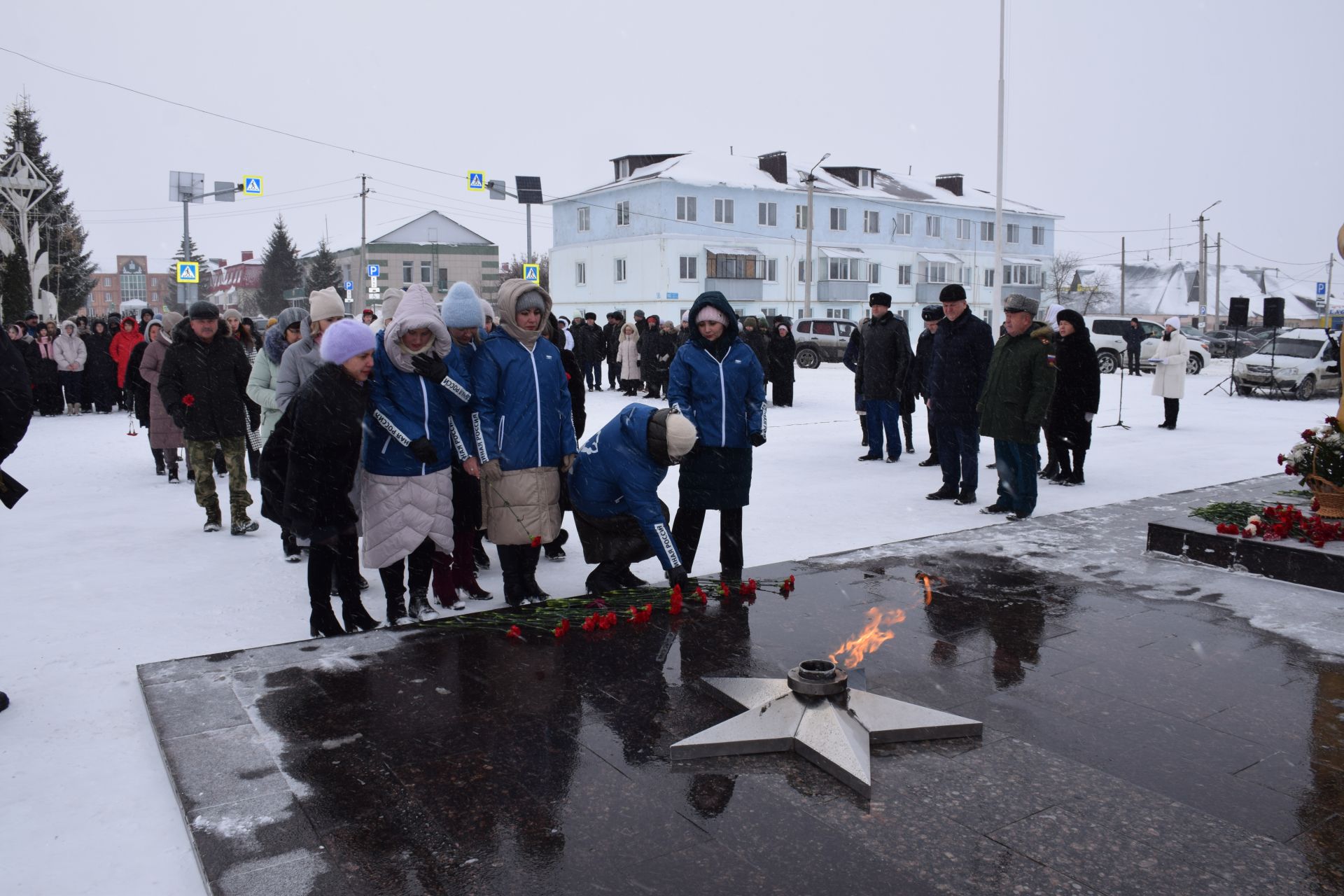 В Нурлате прошел торжественный митинг в честь Дня защитника Отечества