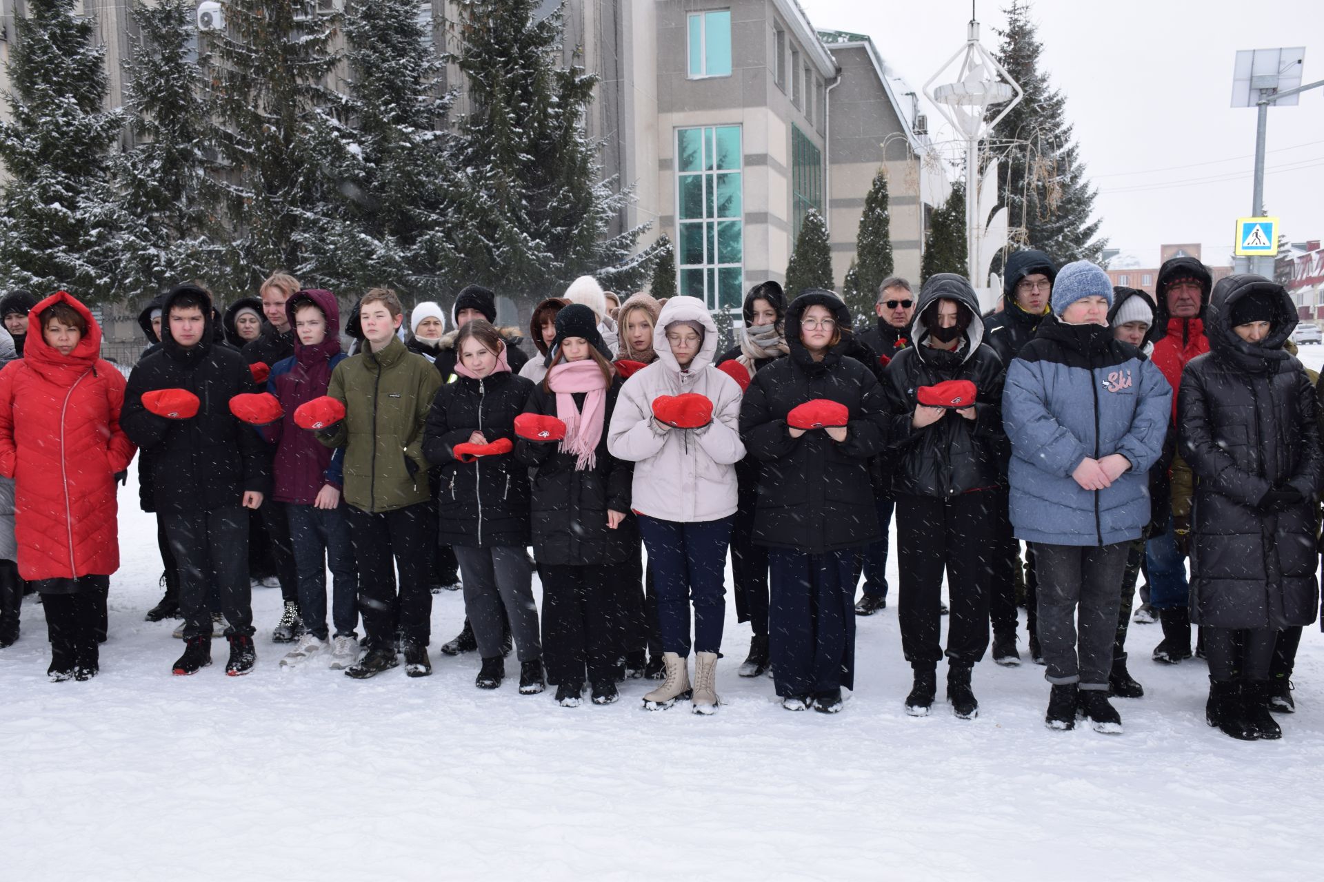 В Нурлате прошел торжественный митинг в честь Дня защитника Отечества