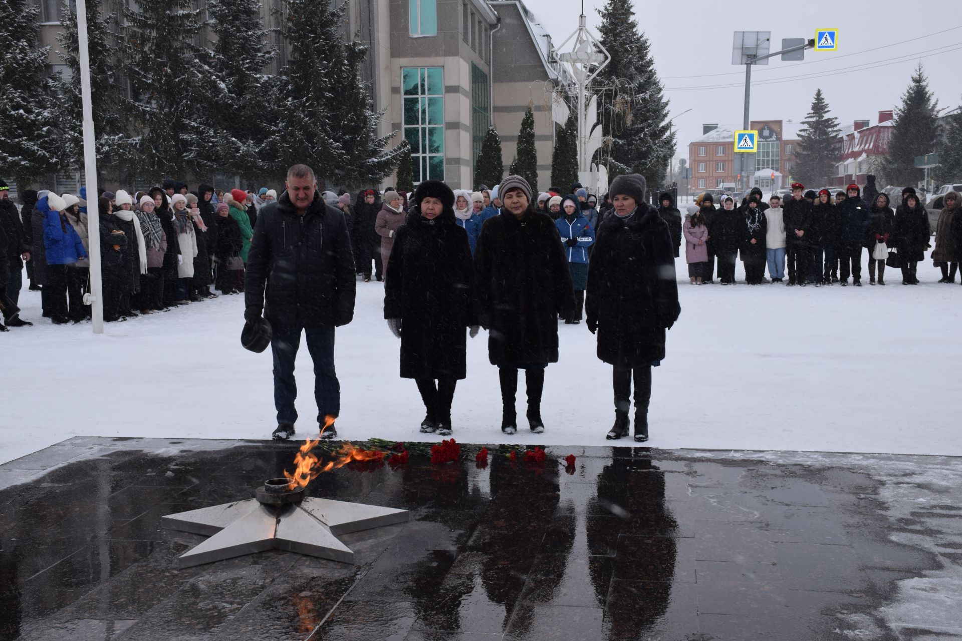 В Нурлате прошел торжественный митинг в честь Дня защитника Отечества