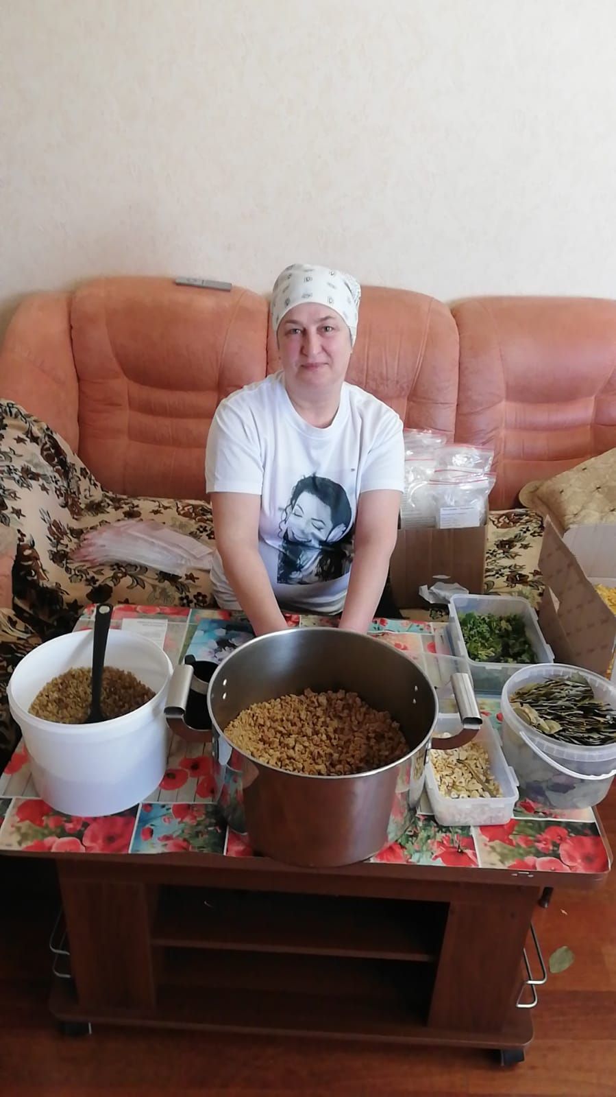 Нурлатские волонтеры приготовили более 5000 порций супов быстрого приготовления для участников СВО