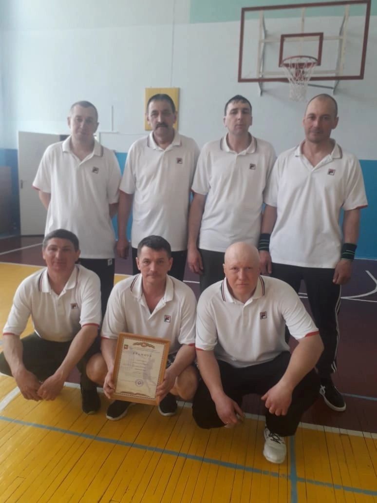 В Нурлате состоялся турнир по волейболу на Кубок Совета отцов