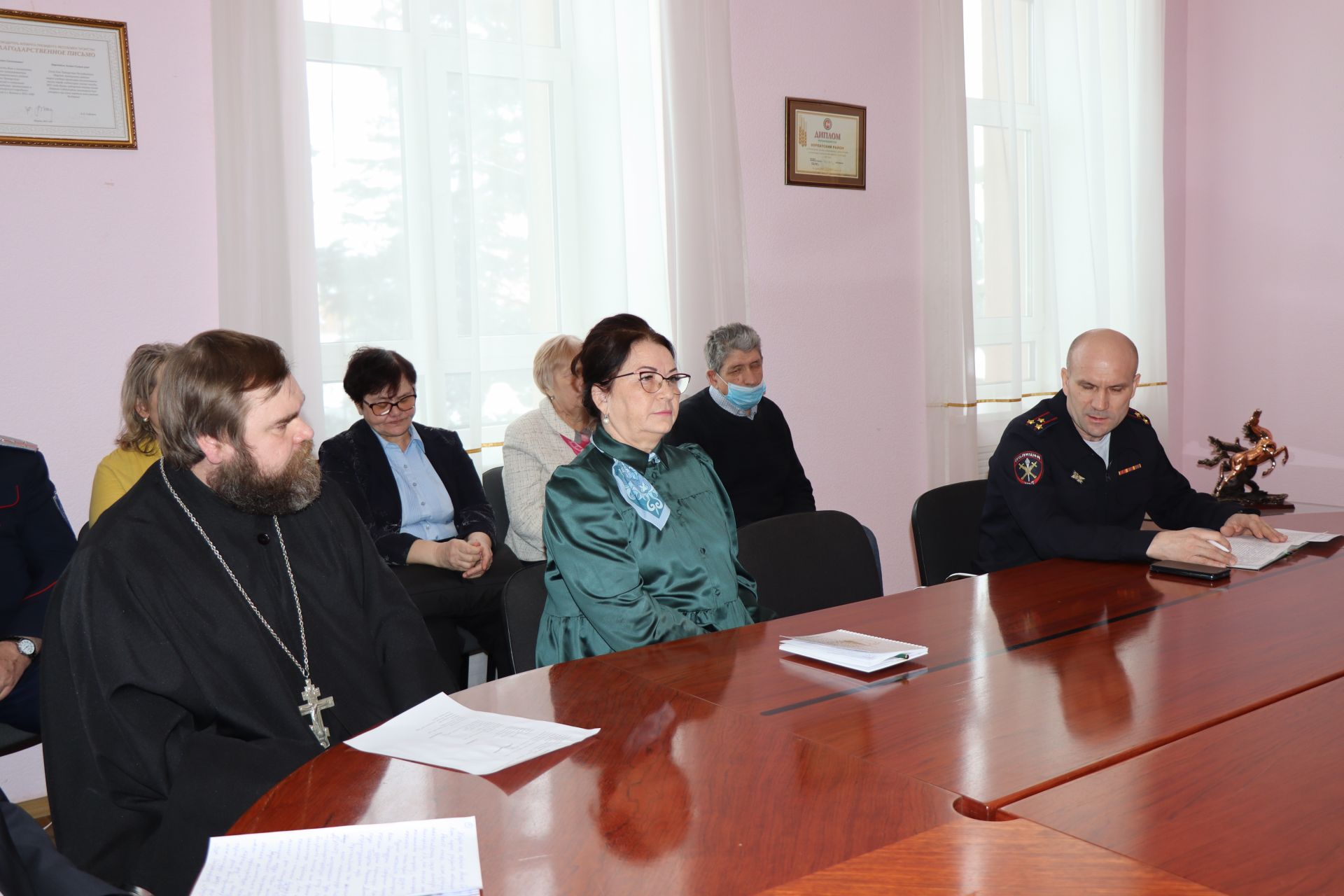 В Нурлате обсудили вопросы по взаимодействию с религиозными и общественными организациями