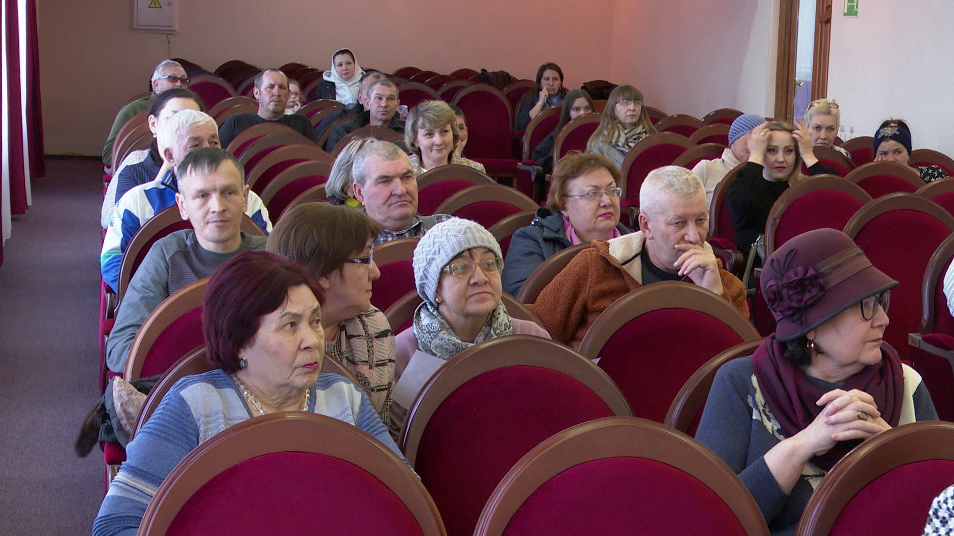 В Нурлате состоялись публичные обсуждения по вопросу ремонта дорог