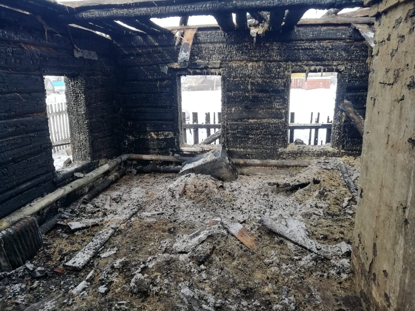 В Старых Челнах сгорел дом