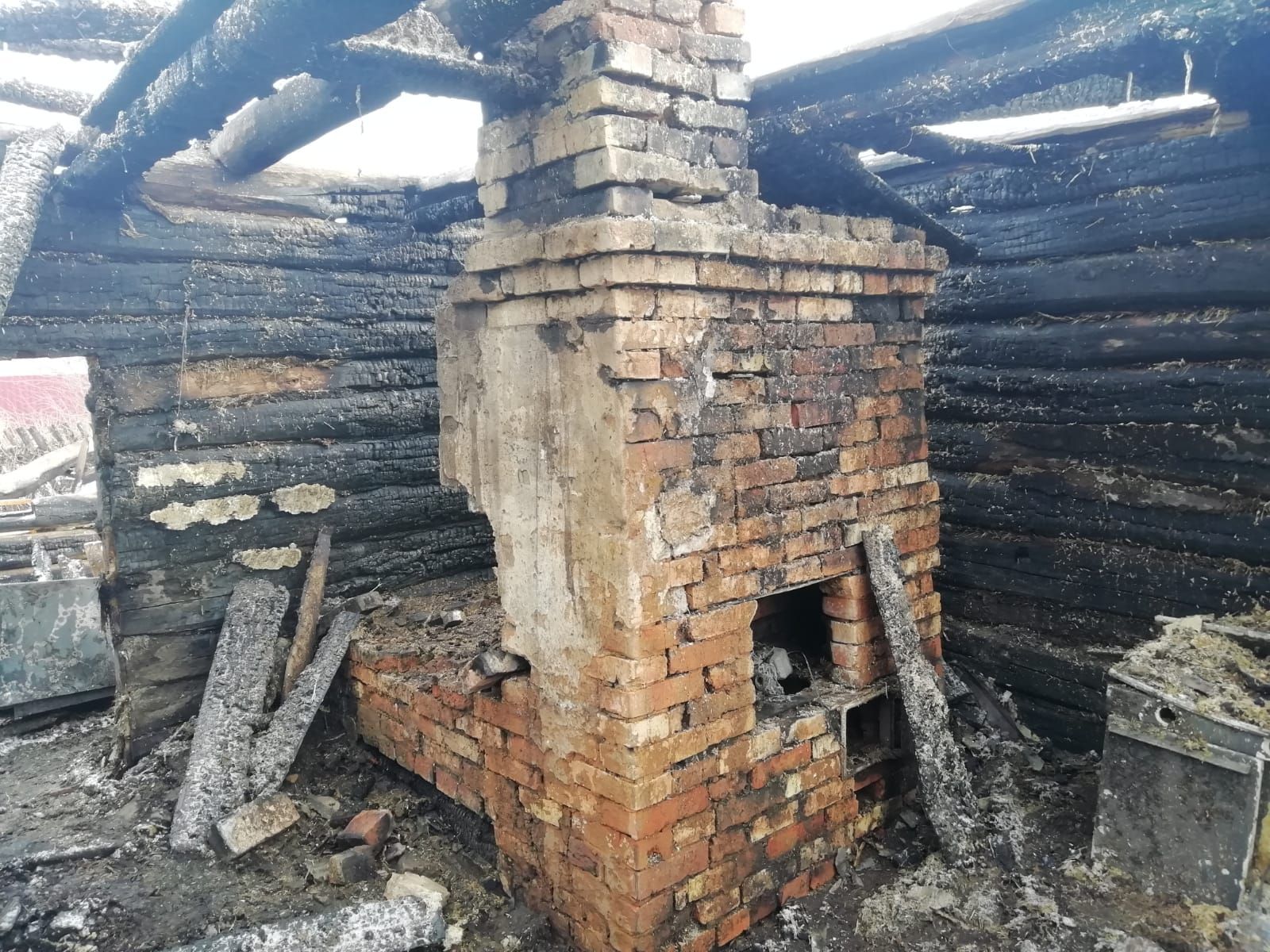 В Старых Челнах сгорел дом