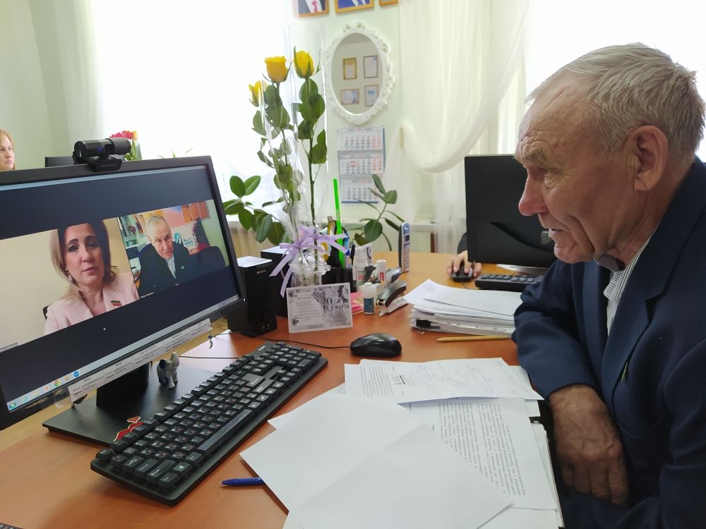 Нурлатцы обратились к депутату Государственного Совета РТ Людмиле Рыбаковой в онлайн-режиме