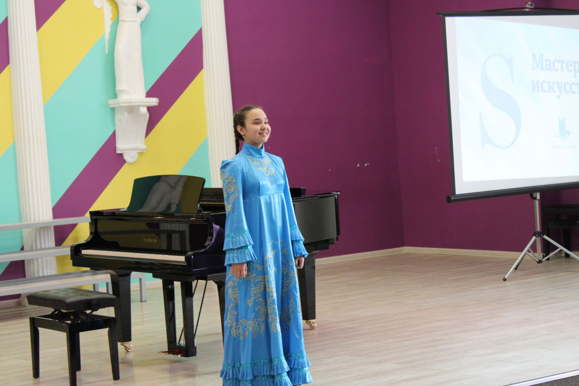 В Нурлате прошел Школьный многожанровый конкурс «Мастера искусств»