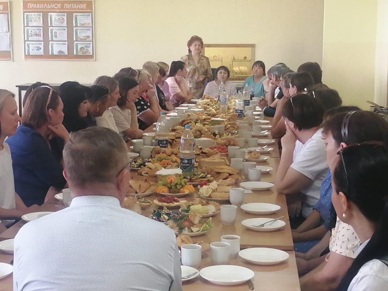 В Нурлате профсоюз образования организовал встречу с родственниками бойцов спецоперации